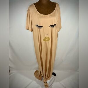 Lextington Avenue Maxi Tan Beauty Face TShirt‎ Dress